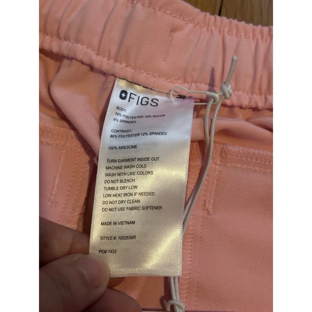NWT Men’s Figs Scrubs Fight Club Pink Tansen Jogger Scrub Pants Breast Cancer M